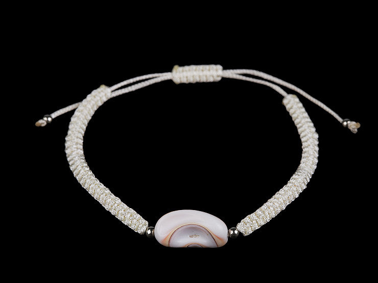 Shamballa náramok béžová na čiernom