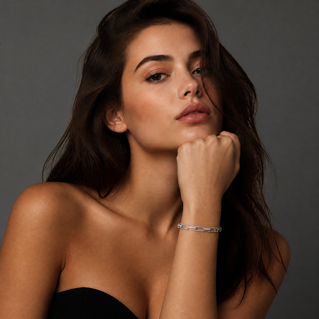 Náramok Calypso na modelke