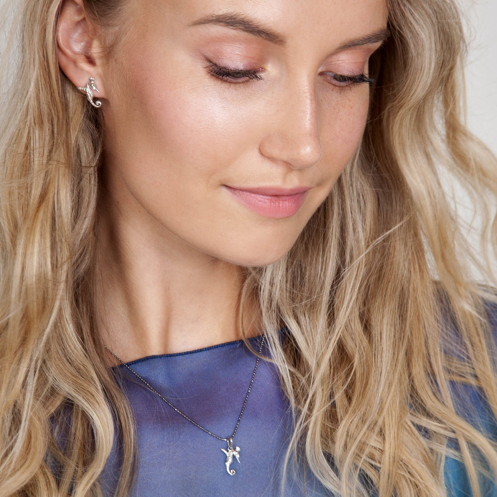 Mini Hippocamp Silver Earrings